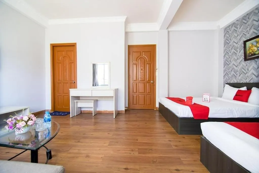 Quynh Giang Hoang Viet Hotel Ho Chi Minh City 2*,  Vietnam