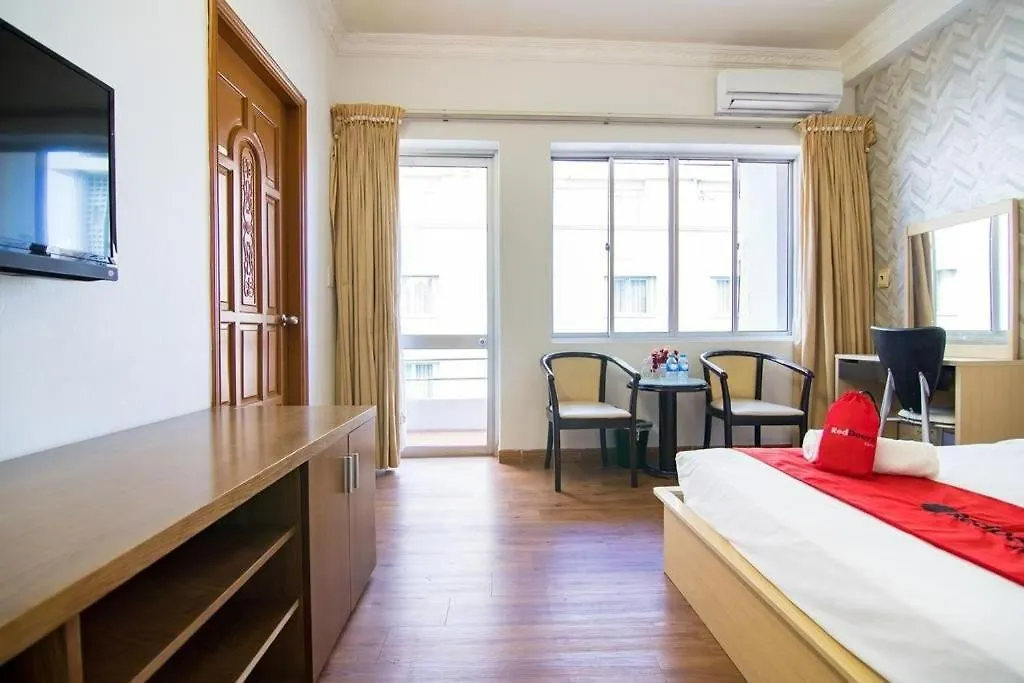 Quynh Giang Hoang Viet Hotel Ho Chi Minh City
